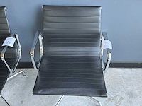 Vitra ea108 vergaderstoel (2x) - afbeelding 5 van  10