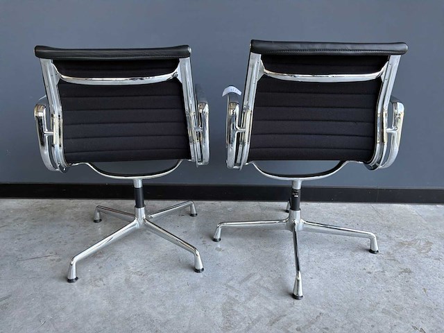 Vitra ea108 vergaderstoel (2x) - afbeelding 10 van  10