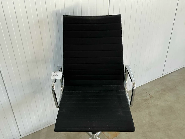 Vitra ea119 bureaustoel - afbeelding 2 van  5
