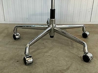 Vitra ea119 bureaustoel - afbeelding 4 van  5