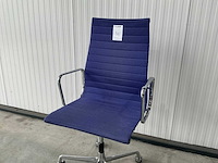 Vitra ea119 vergaderstoel - afbeelding 3 van  7