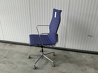 Vitra ea119 vergaderstoel - afbeelding 5 van  7