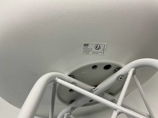 Vitra eames dsr - ovaal/bootvormig vergadertafel - afbeelding 7 van  8
