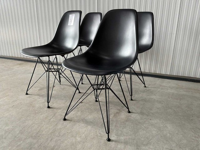 Vitra eames dsr eetkamerstoel (4x) - afbeelding 1 van  7
