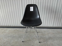 Vitra eames dsr eetkamerstoel - afbeelding 2 van  6