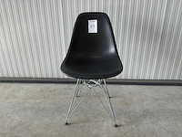 Vitra eames dsr eetkamerstoel - afbeelding 2 van  6