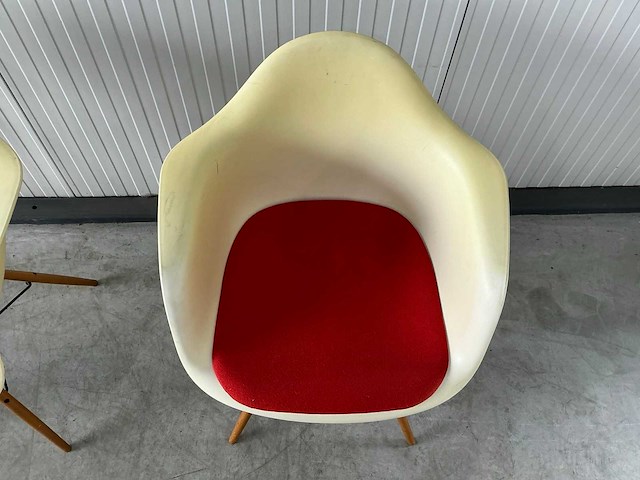 Vitra eames eetkamerstoel (4x) - afbeelding 5 van  7