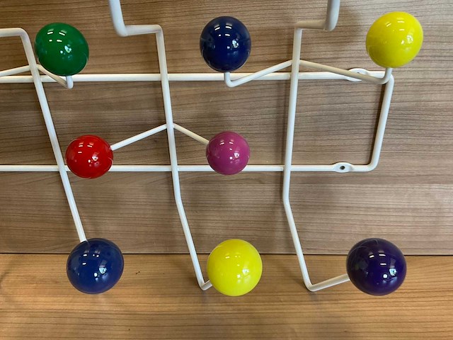 Vitra “hang it all” kapstok - afbeelding 6 van  6