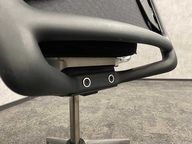 Vitra id - bureaustoel met jashaak - afbeelding 10 van  22