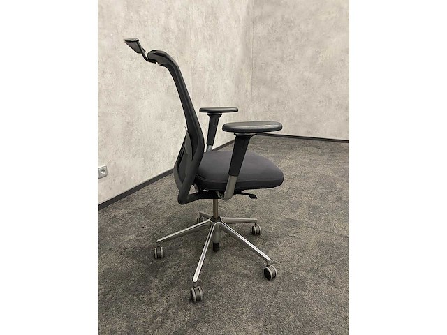 Vitra id - bureaustoel met jashaak - afbeelding 21 van  22