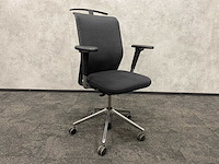 Vitra id - bureaustoel met jashaak - afbeelding 17 van  22