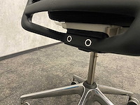 Vitra id - ergonomische bureaustoel - afbeelding 2 van  17