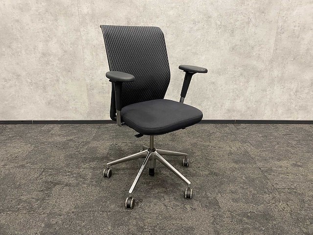 Vitra id - ergonomische bureaustoel - afbeelding 1 van  17
