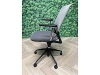 Vitra meda - ergonomische bureaustoel - afbeelding 12 van  13