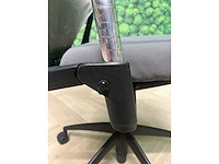 Vitra meda - ergonomische bureaustoel - afbeelding 10 van  13