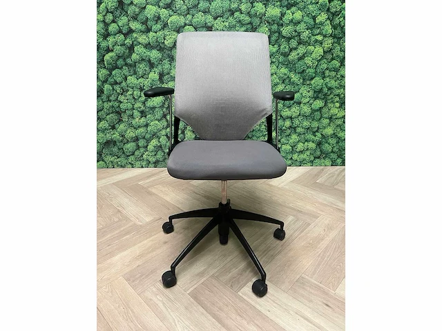 Vitra meda - ergonomische bureaustoel - afbeelding 7 van  13