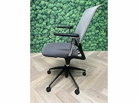 Vitra meda - ergonomische bureaustoel - afbeelding 12 van  13