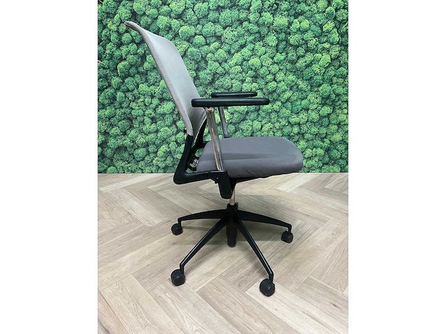 Vitra meda - ergonomische bureaustoel - afbeelding 5 van  8