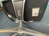 Vitra meda chair (4x) - afbeelding 4 van  8