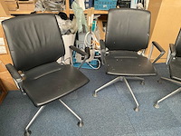 Vitra meda chair (4x) - afbeelding 8 van  8