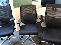 Vitra meda pro bureaustoel (4x) - afbeelding 1 van  5