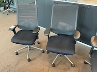 Vitra meda pro bureaustoel (4x) - afbeelding 4 van  8