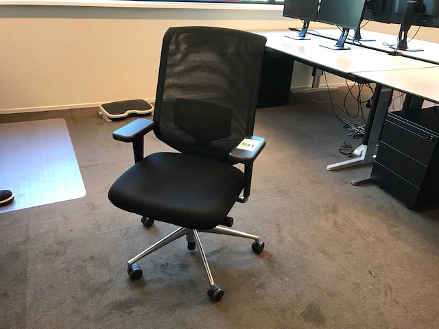 Vitra meda pro bureaustoel - afbeelding 1 van  5