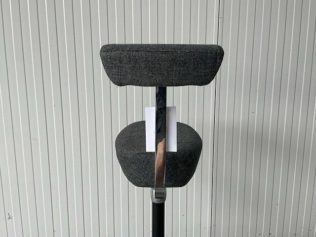 Vitra nelson perch kruk - afbeelding 4 van  4