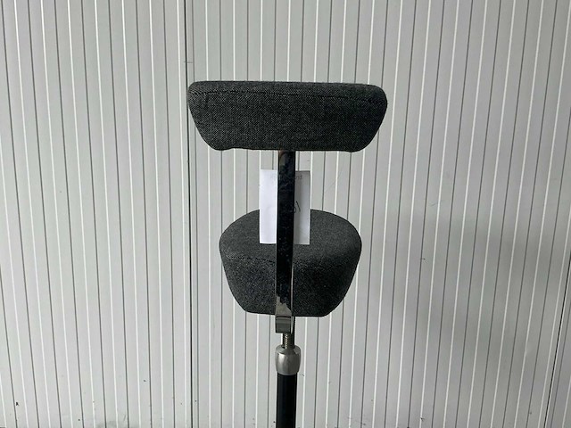 Vitra nelson perch kruk - afbeelding 4 van  4