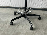 Vitra nelson perch kruk - afbeelding 3 van  4