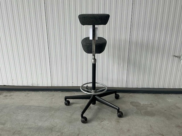 Vitra nelson perch kruk - afbeelding 4 van  4
