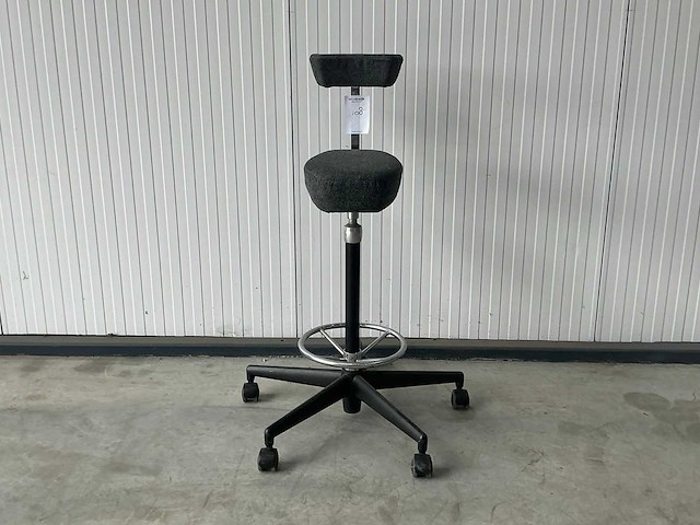 Vitra nelson perch kruk - afbeelding 1 van  4