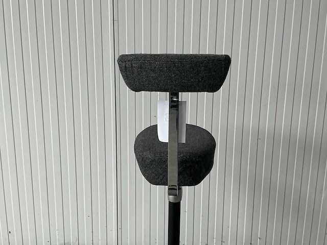 Vitra nelson perch kruk - afbeelding 4 van  4