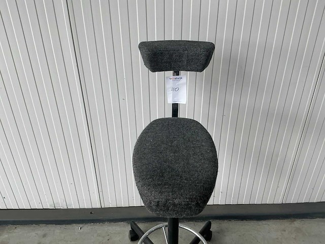 Vitra nelson perch kruk - afbeelding 2 van  4
