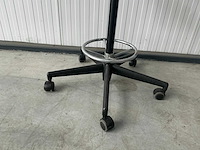 Vitra nelson perch kruk - afbeelding 3 van  4