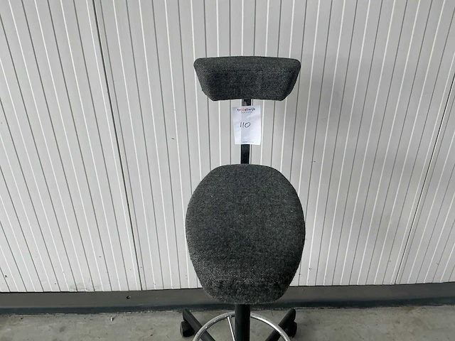 Vitra nelson perch kruk - afbeelding 2 van  4