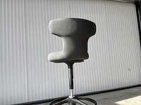Vitra pivot kruk - afbeelding 5 van  7