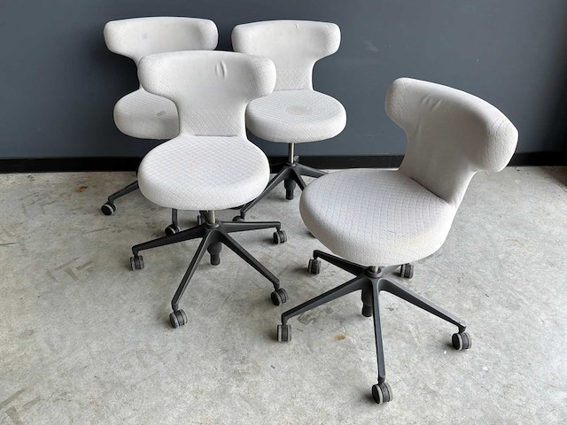 Vitra pivot vergaderstoel (4x) - afbeelding 1 van  6