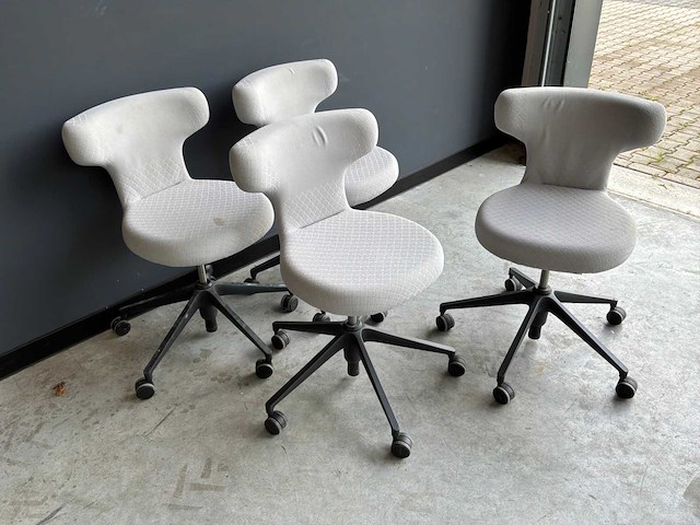 Vitra pivot vergaderstoel (4x) - afbeelding 2 van  6