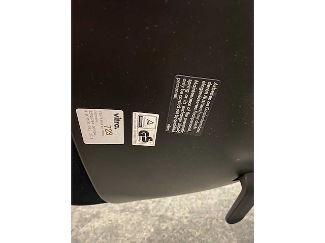 Vitra rookie - bureaustoel zwart - afbeelding 3 van  11