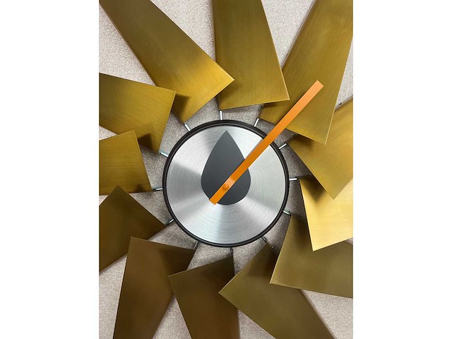 Vitra turbine - design wandklok ø75 - ongebruikt - afbeelding 9 van  12