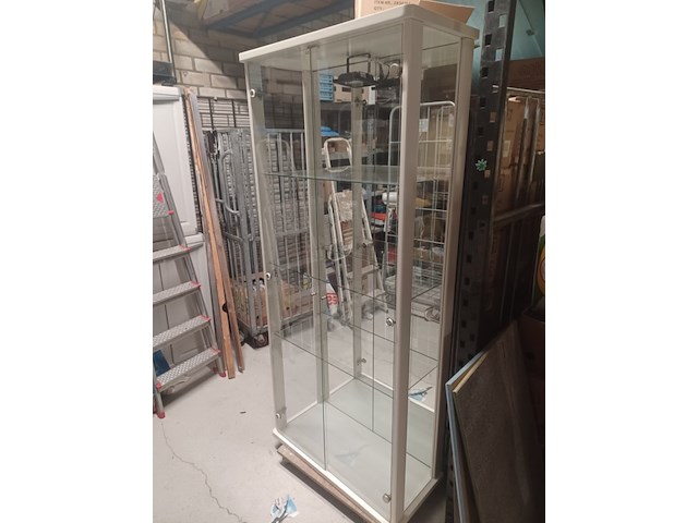 Vitrine kast 3 leg planken glas met verlichting 175x75x37cm aantal 1 stuks. - afbeelding 4 van  5