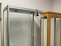 Vitrinekast (3x) - afbeelding 10 van  12