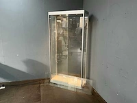 Vitrinekast 40x100x200 cm