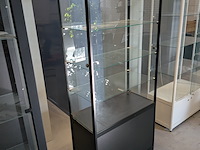 Vitrinekast met verlichting - afbeelding 3 van  9
