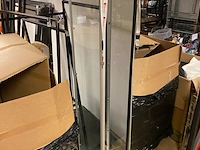 Vitrinekast met verlichting