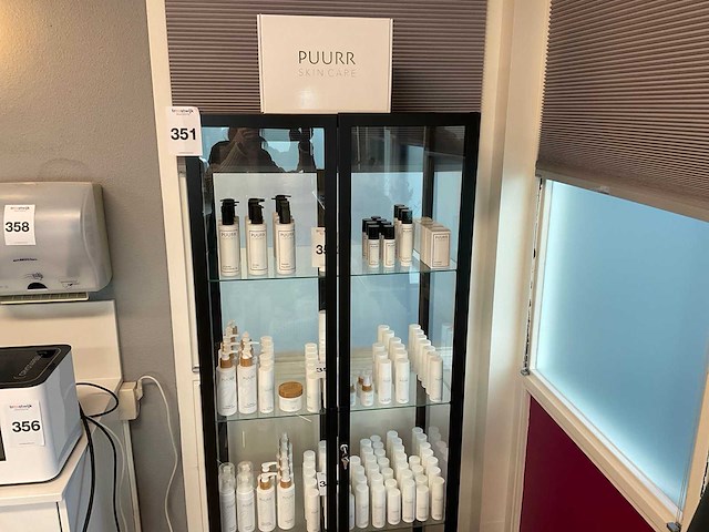 Vitrinekast - afbeelding 2 van  3