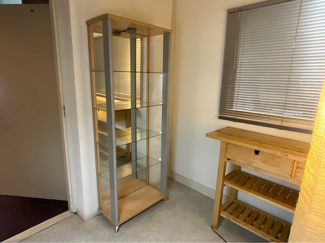 Vitrinekast - afbeelding 1 van  4