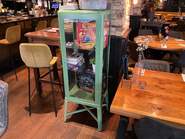 Vitrinekast - afbeelding 1 van  1