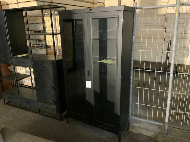 Vitrinekast - afbeelding 1 van  4